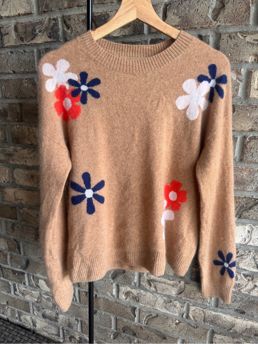 Cynthia Rowley 100% Cashmere Floral Intarsia Sweater Camel Tan Women’s L